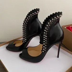 Christian Louboutin | Shoes | Christian Louboutin